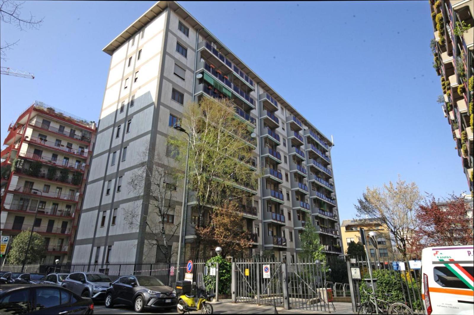 "Movie Heaven" Metro-Centric & Luxury Hub Apartment Milan Bagian luar foto