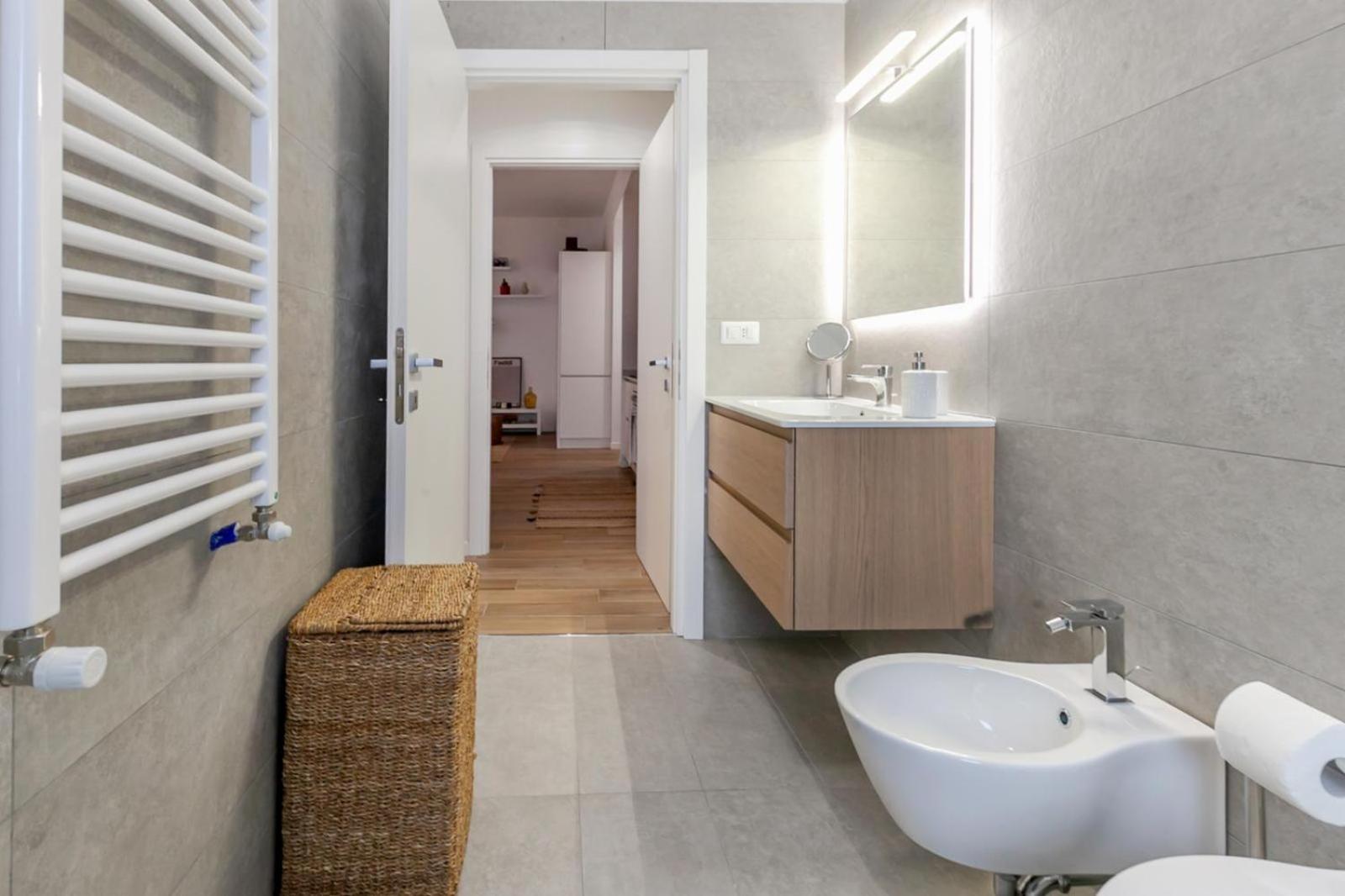 "Movie Heaven" Metro-Centric & Luxury Hub Apartment Milan Bagian luar foto